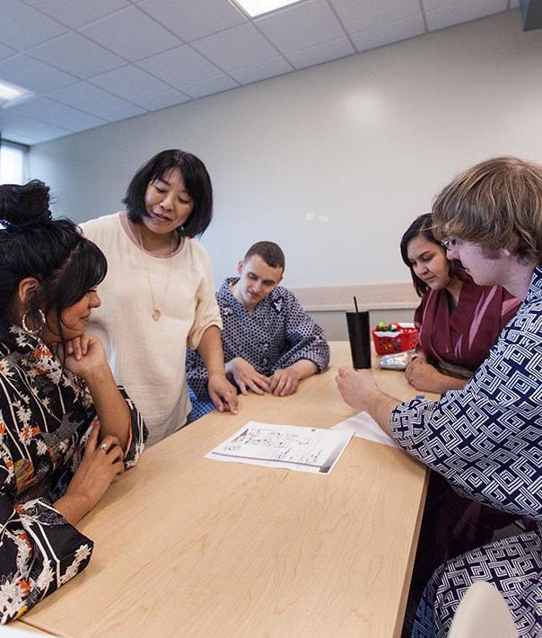 image of student and instructor in Japanese class